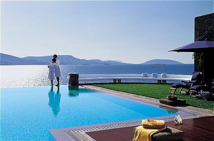 World's Most Expensive Hotel Room: Royal Villa at Grand Reso