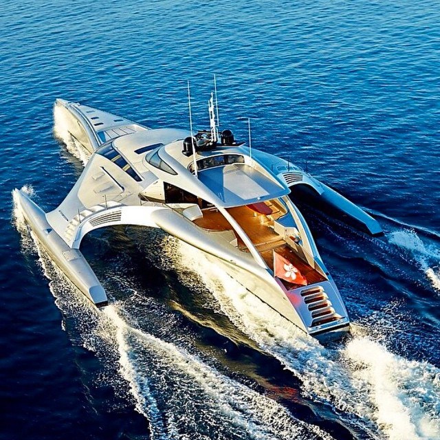 Adastra yacht.