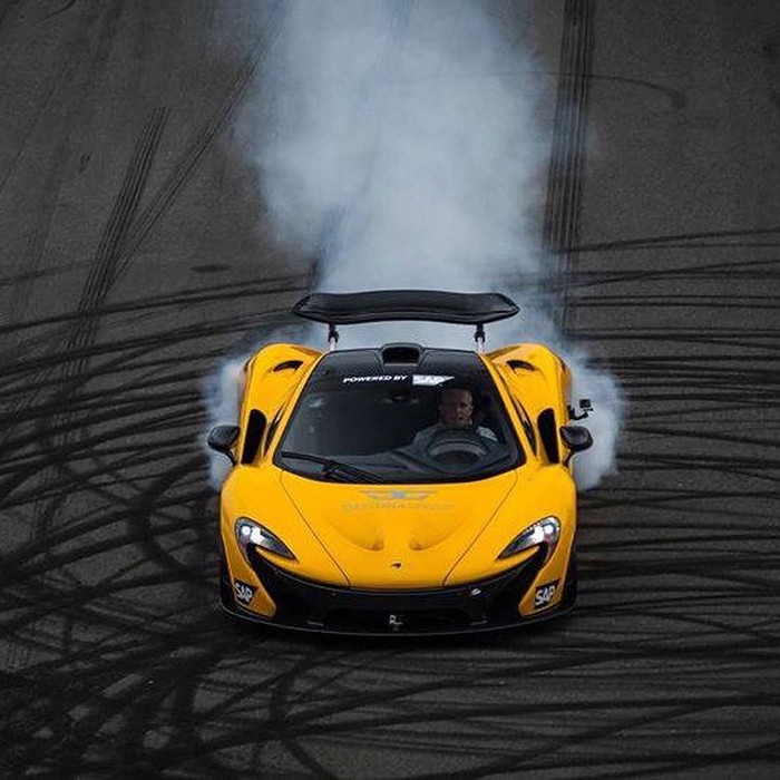 McLaren P1 in action.