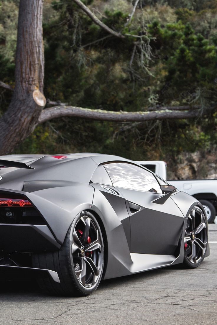 Lamborghini Sesto Elemento.