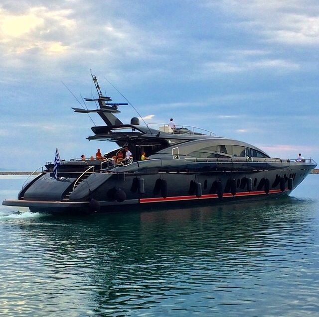 O'pati yacht.