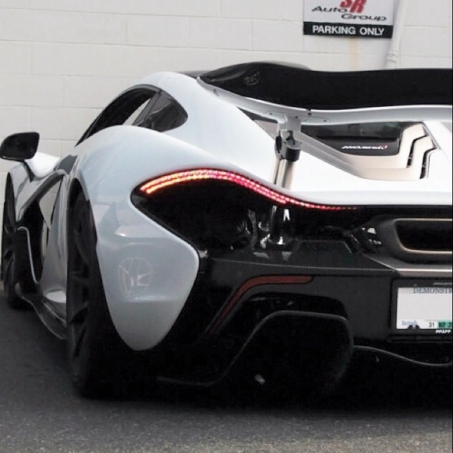 McLaren P1.
