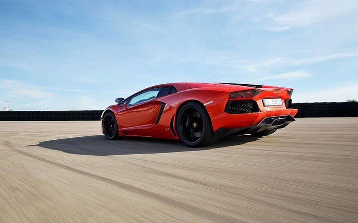 Lamborghini Aventador.