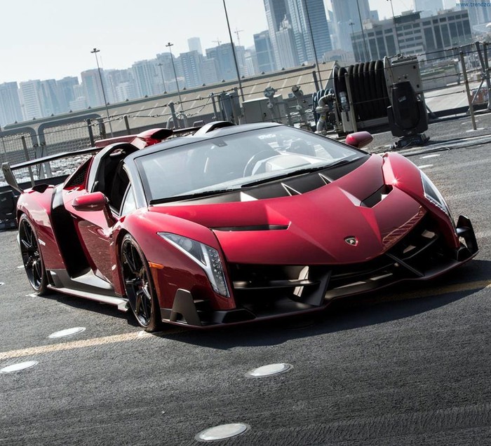 Lamborghini Veneno.