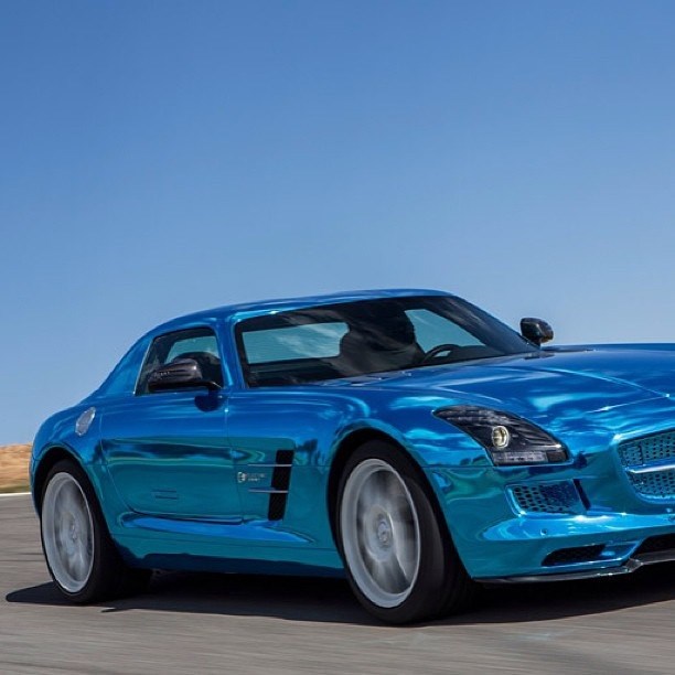 Marvellous blue chrome SLS