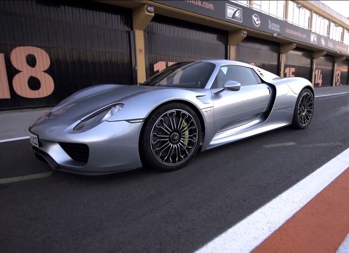 Porsche 918 Spyder.
