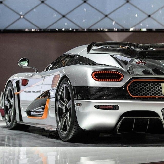 Koenigsegg One:1.