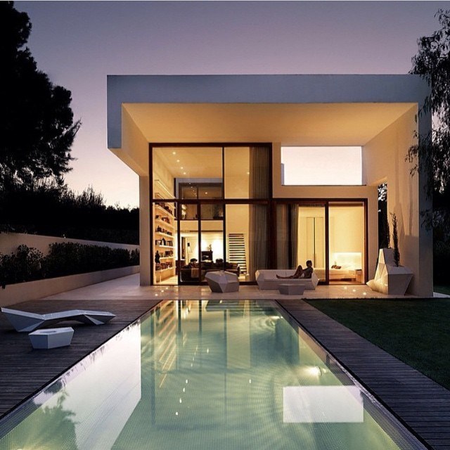 Modern house in Valencia.