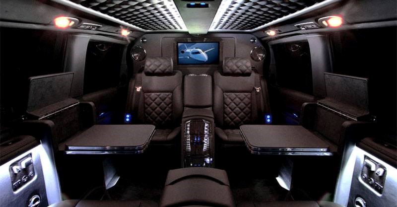 Mercedes Viano interior