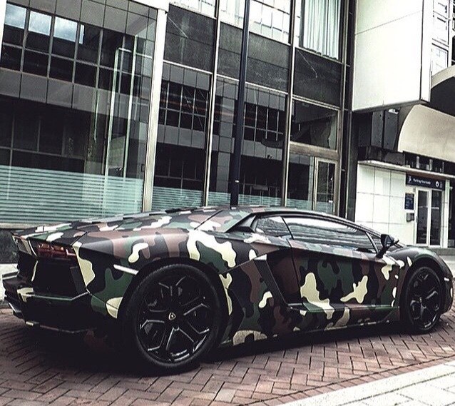 Camo Aventador.