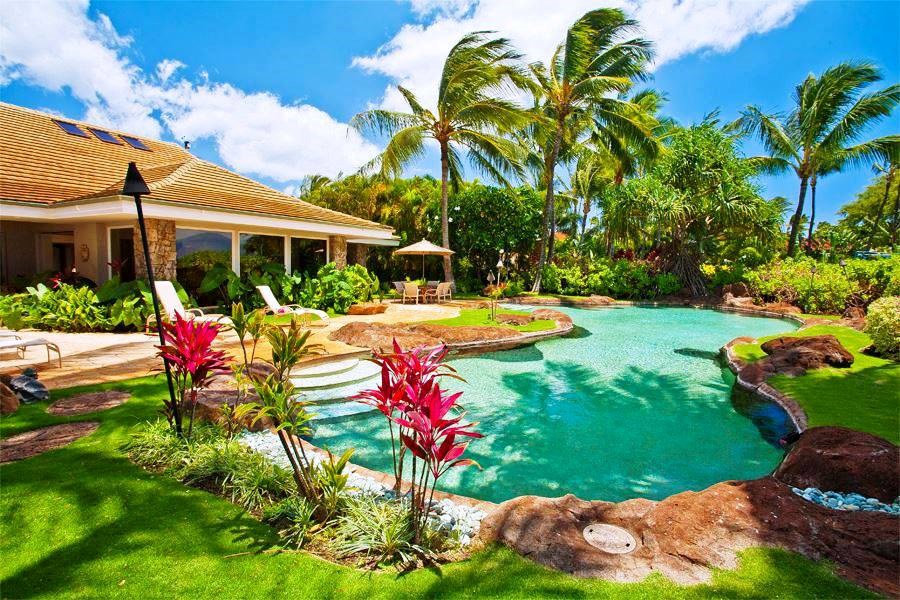 Ideal backyard pool for hot summer days