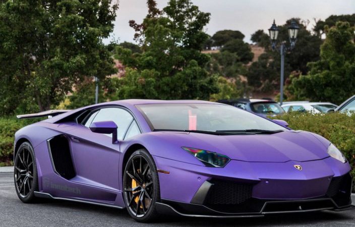 Lamborghini Aventador.
