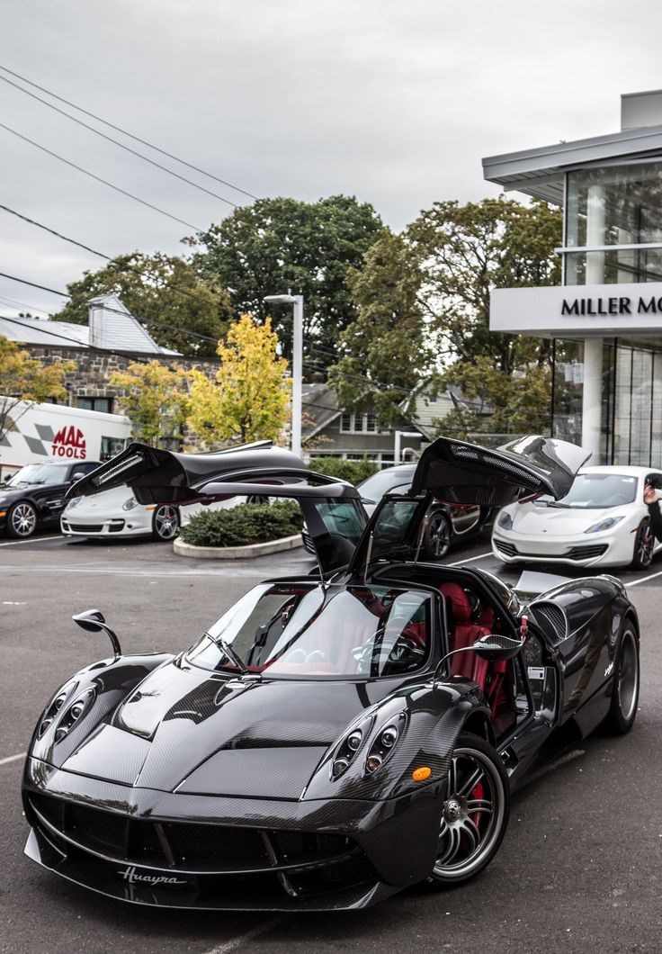 Pagani Huayra.