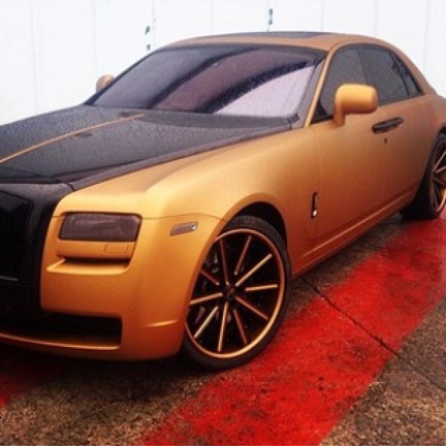 Rolls-Royce Ghost.