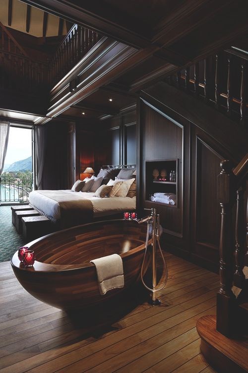 Everyone needs a bathtub in their bedroom.