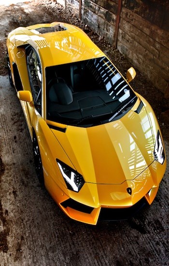 Awesome yellow Lamborghini.