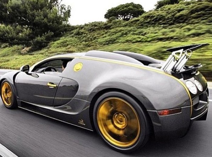 Awesome Bugatti.