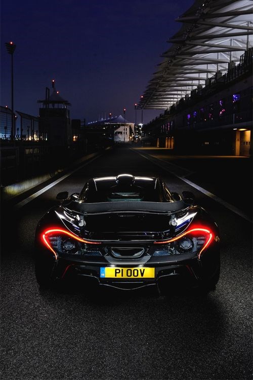 McLaren P1.