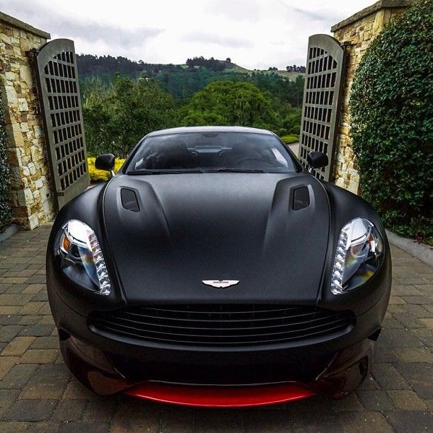Aston Martin Vanquish Q.