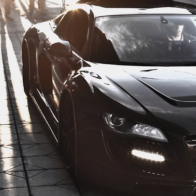 R8 Black.