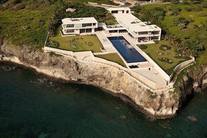 Awesome location!