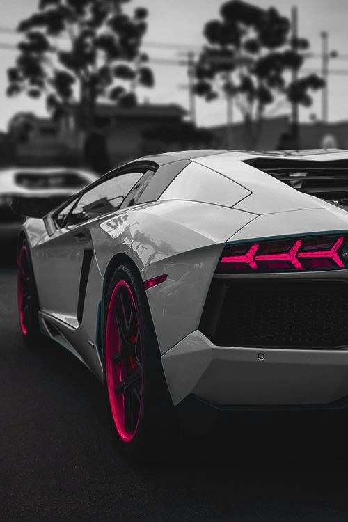 Sensational White & Pink Lamborghini Aventador.