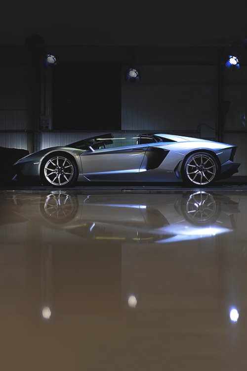 Lamborghini P700-4 Roadster. 