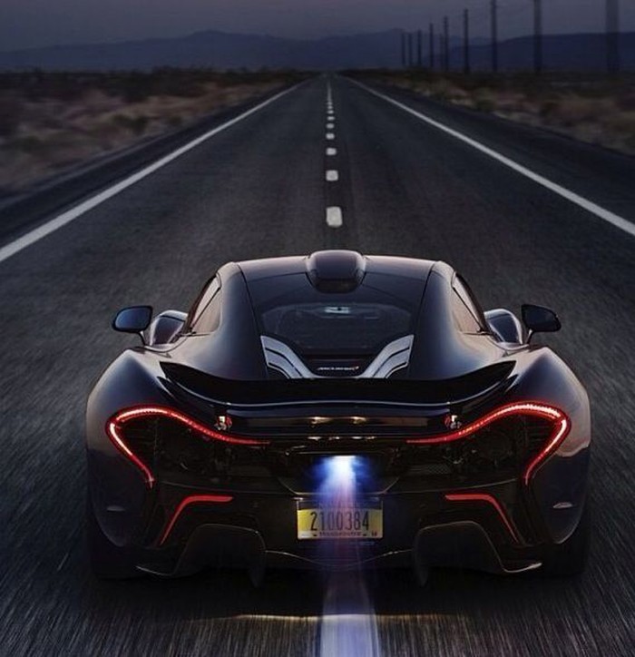 McLaren P1.