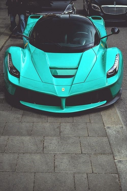 LaFerrari.