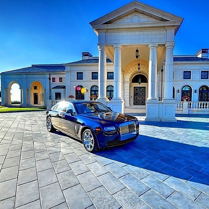 Rolls-Royce.