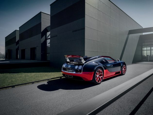 Bugatti Veyron 16.4 Grand Sport Vitesse.