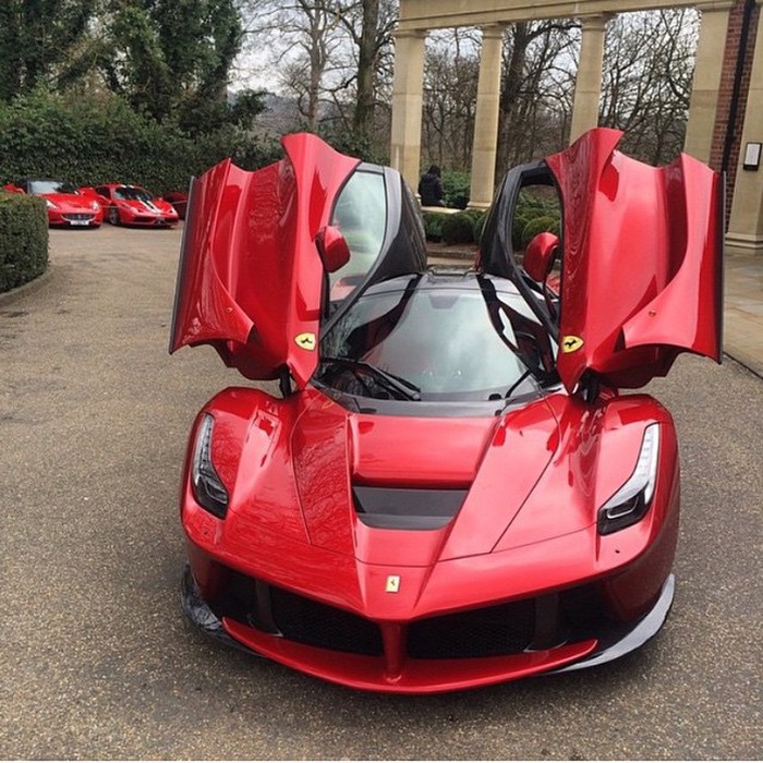 LaFerrari.
