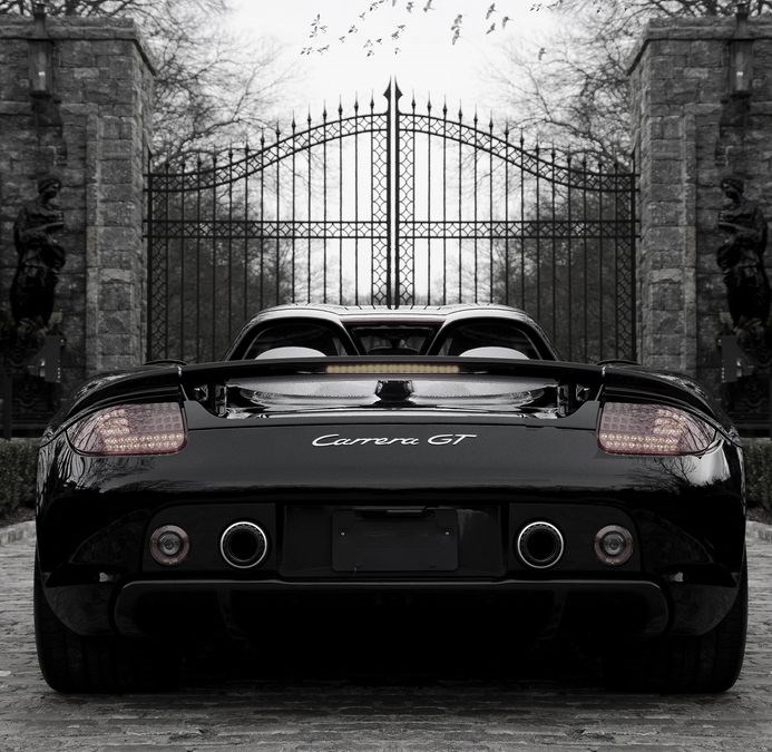 Porsche Carrera GT.