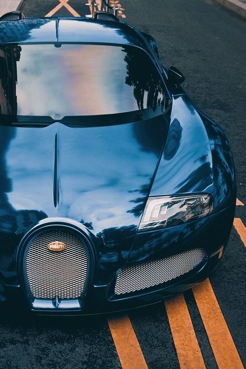 Bugatti Veyron.