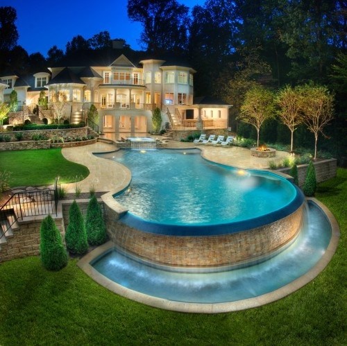 Dream house. Dream pool.