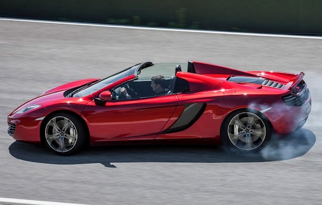 McLaren MP4 12C.
