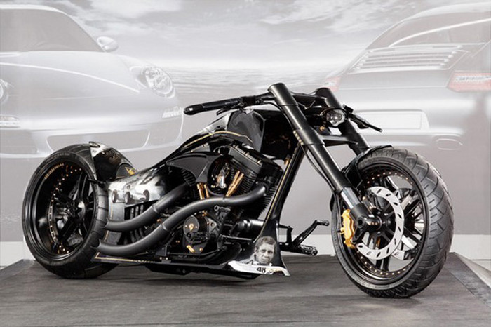 Porsche Tribute Bike Design by Custom-Wolf and Thunderbike.