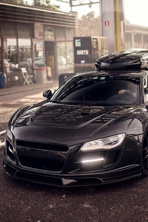 Mean Audi R8 Razor.