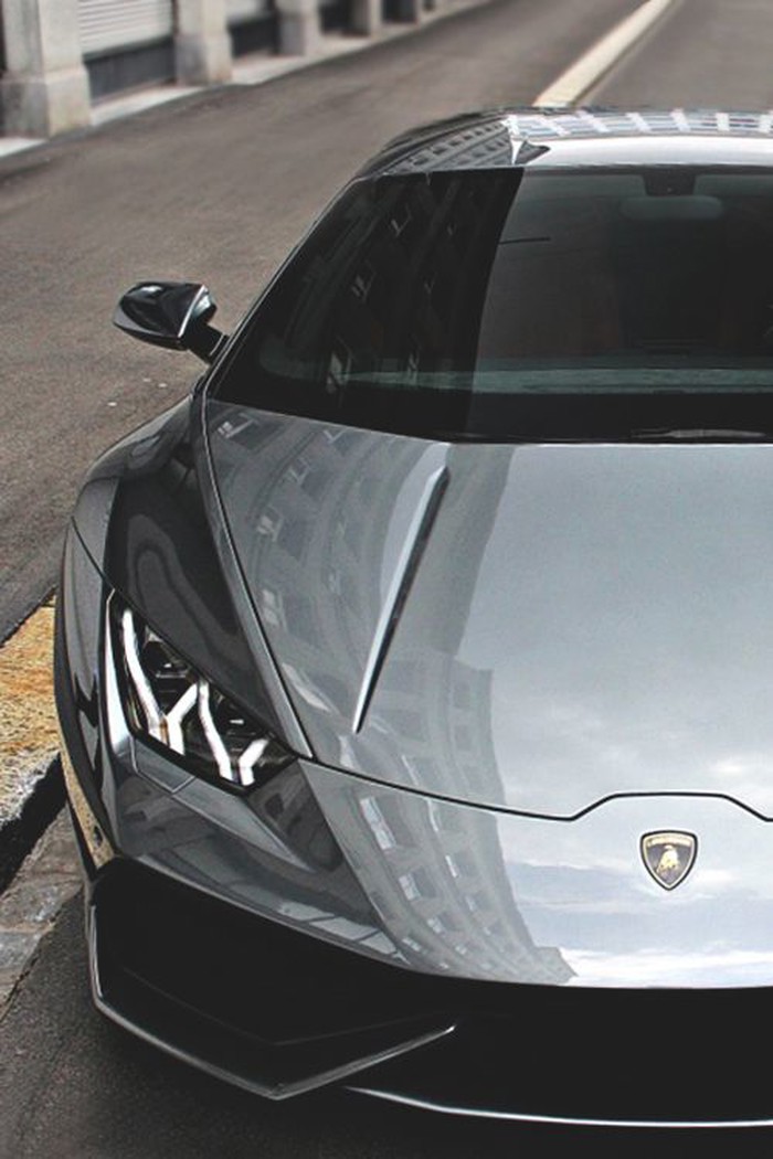 Lamborghini Huracan.