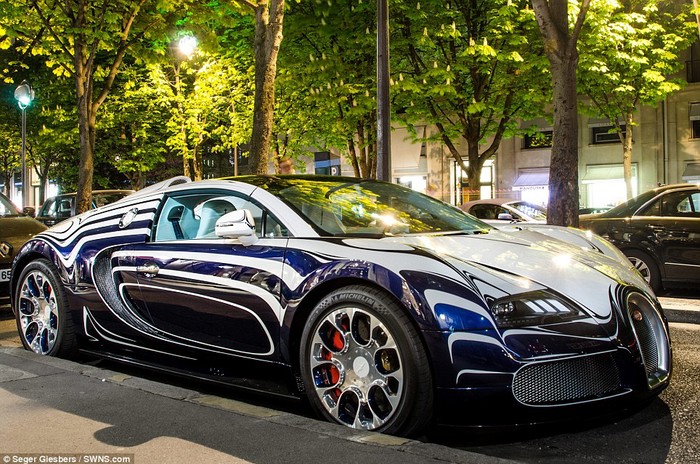 This unique Bugatti Veyron is made of porcelain.