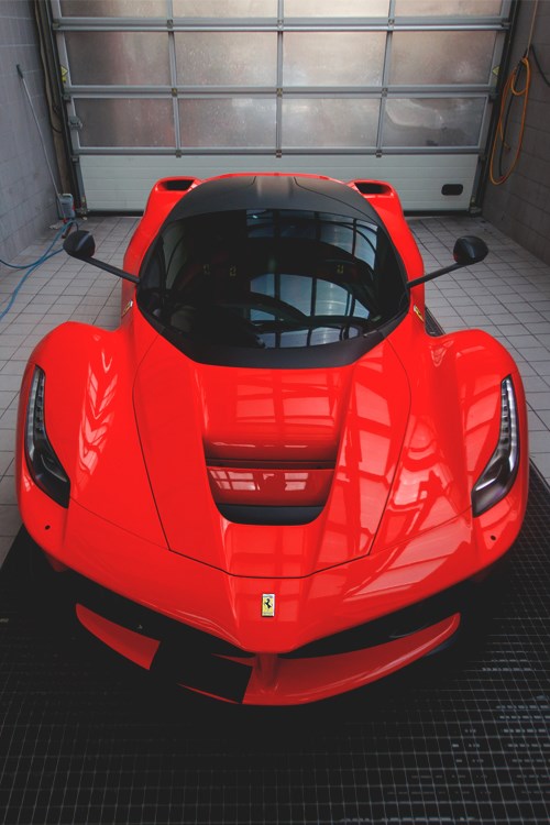 Ferrari LaFerrari.