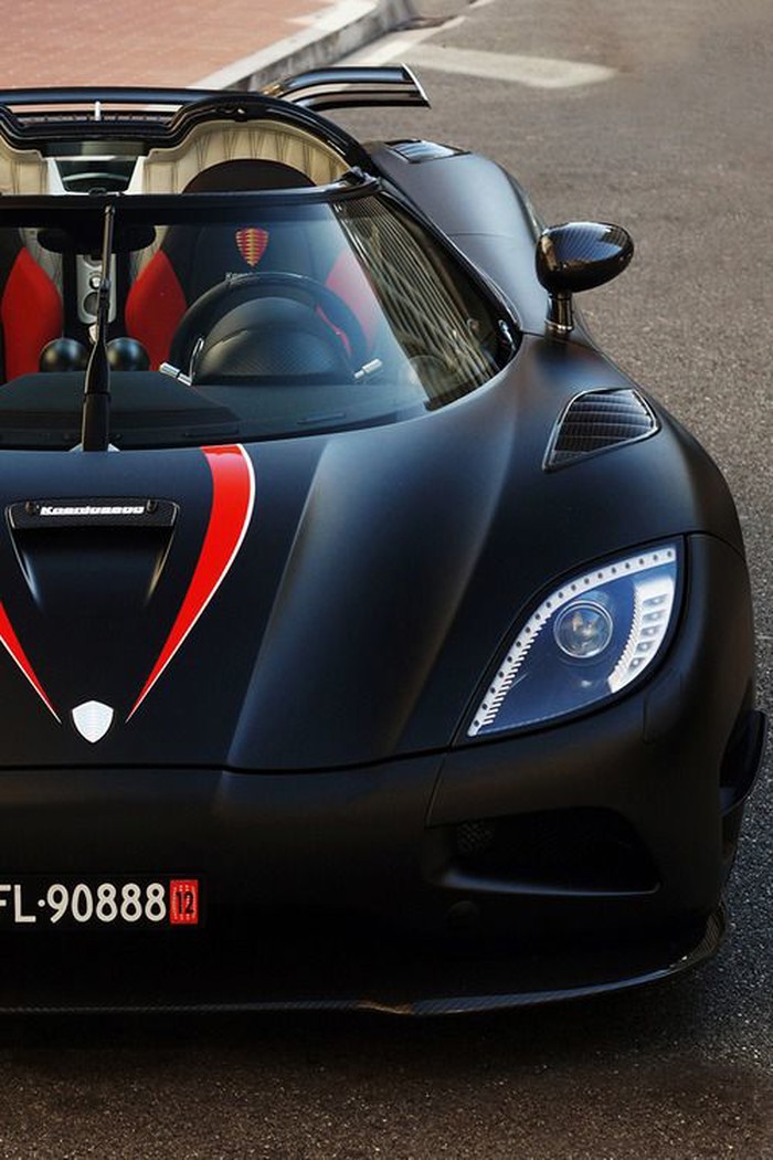 Koenigsegg.