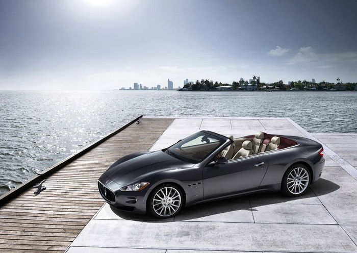 Maserati Grancabrio.