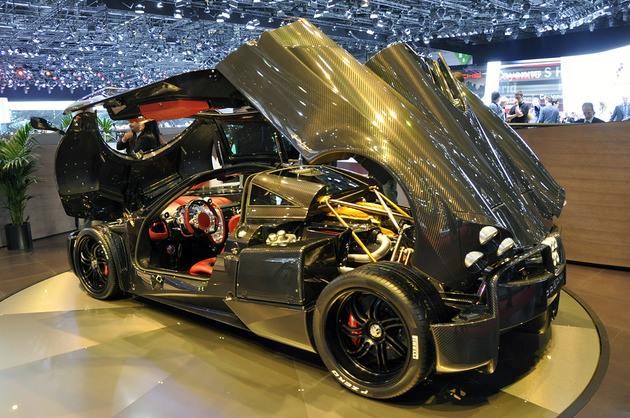 Pagani Huayra Carbon Edition.