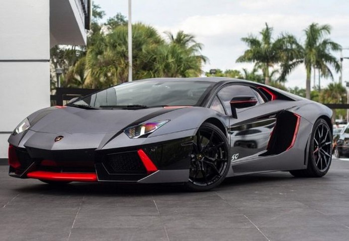Lamborghini Aventador