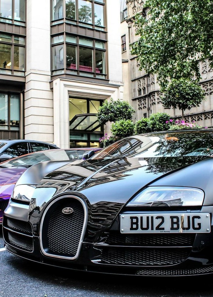 Bugatti Veyron Sang Noir.