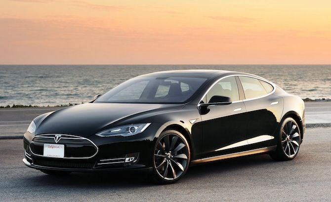 Tesla Model S.