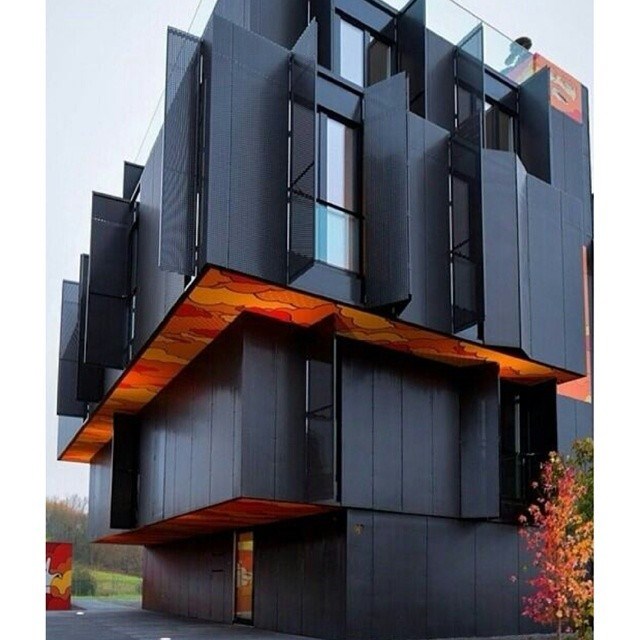 Pretty cool architecture.