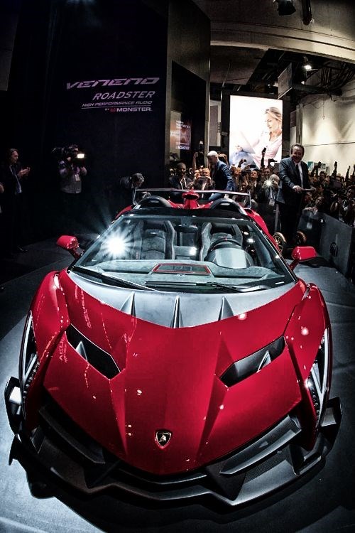 Lamborghini Veneno.