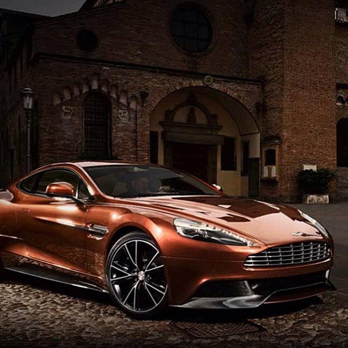 Beautiful Aston Martin Vanquish.